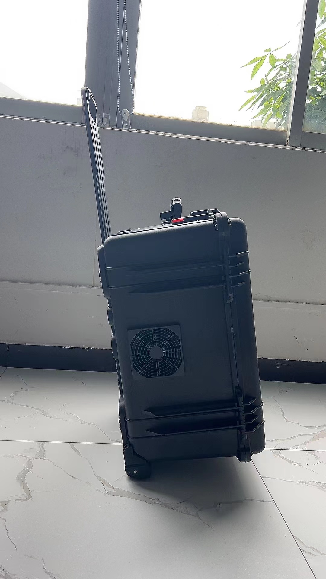 黎川手拉箱型移动通信干扰器